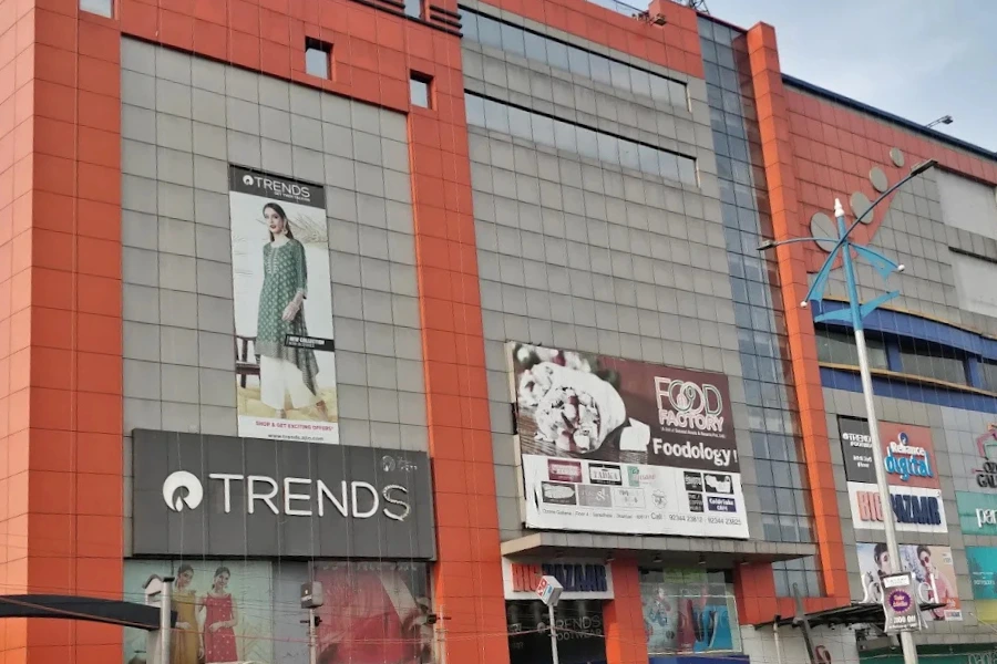 Best Fashion Retail Store in Dhanbad