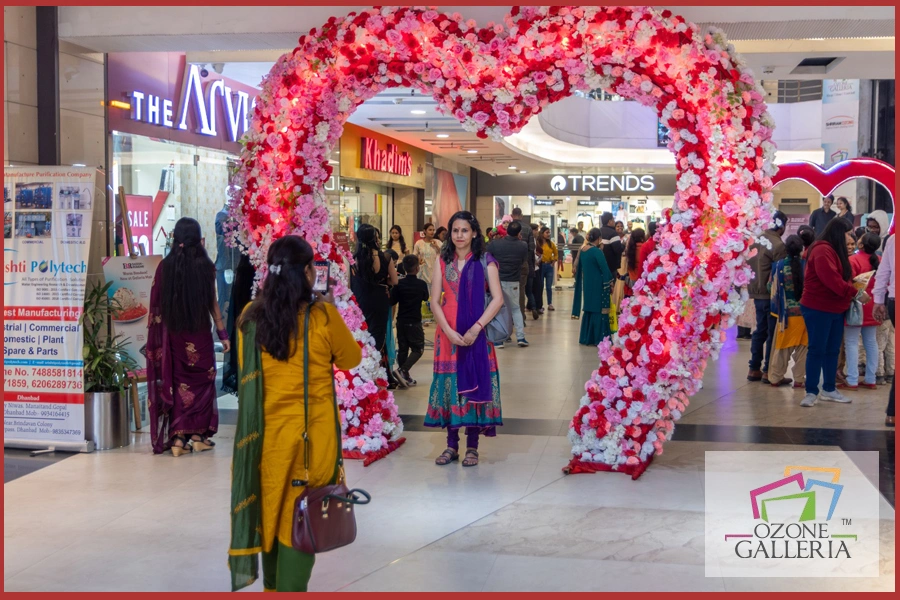 festive shopping mall in Dhanbad